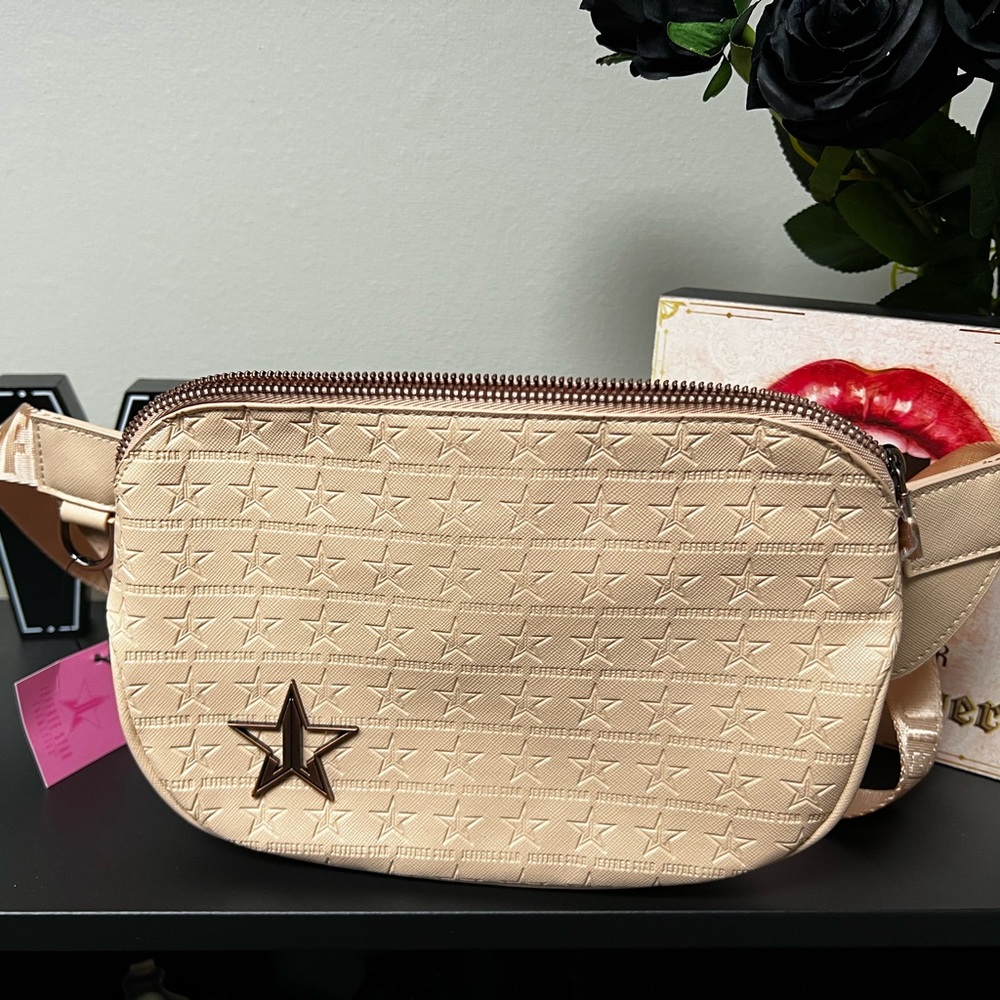 Jeffree Star nude crossbody bag with tags